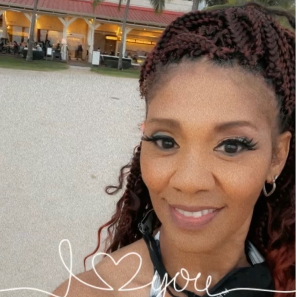 Meet your Posher, Syleria